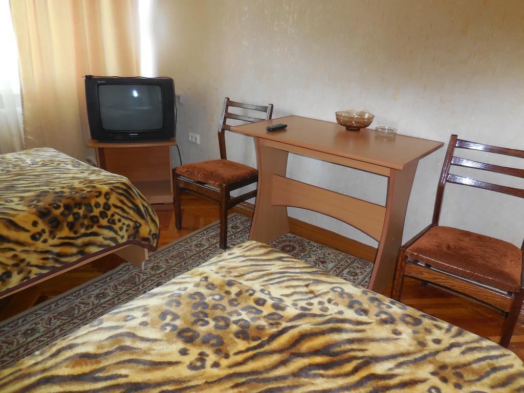 Ust-Kamenogorsk Hotel Pokoj fotografie